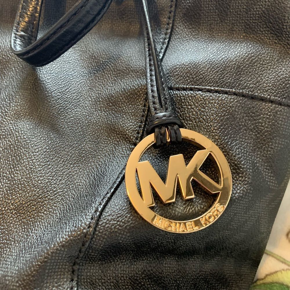Michael Kors Signature Jet Set Black MK Logo Tote - Picture 7 of 7
